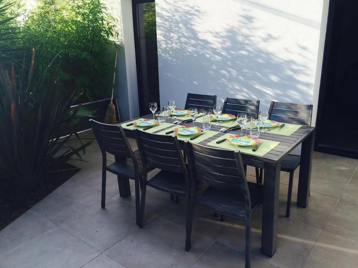 Maison 3 Chambres A 200 M De La Plage Six-Fours-les-Plages Holiday home